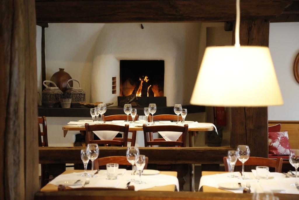 Weinhaus Henninger Hotel Калщад Екстериор снимка